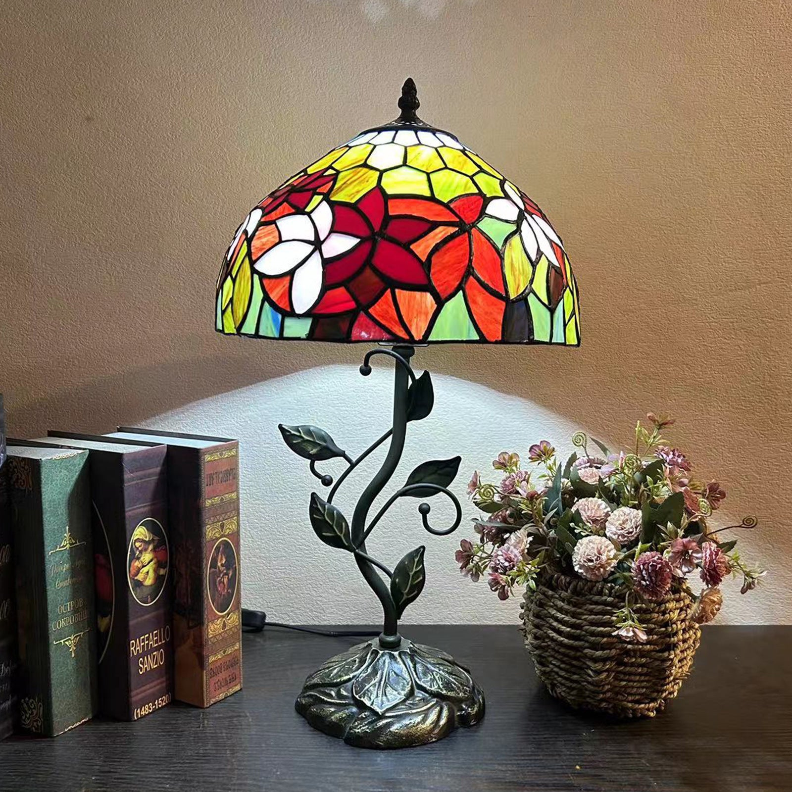 Tiffany-Style Glass Table Lamp