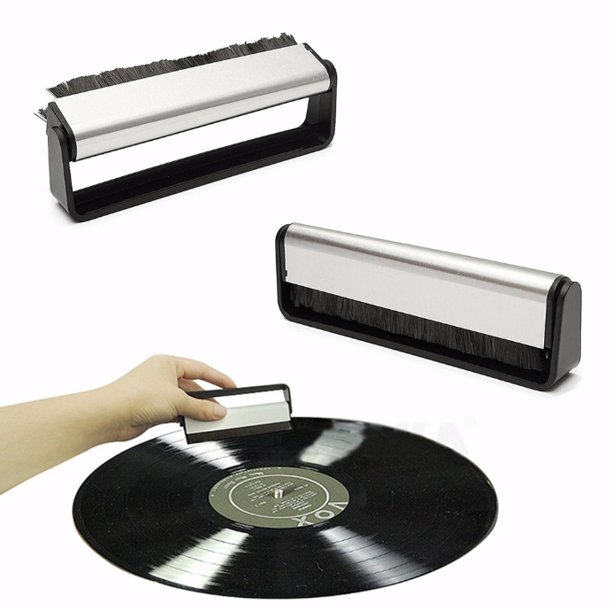 Vinyl Record Cleaning Brush with Carbon Fiber Bristles