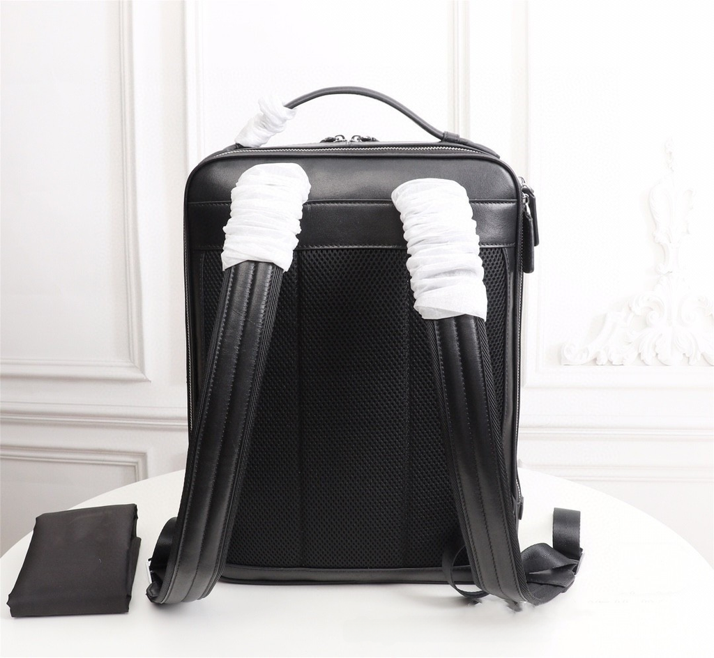 Men's Genuine Leather Waterproof Business Backpack