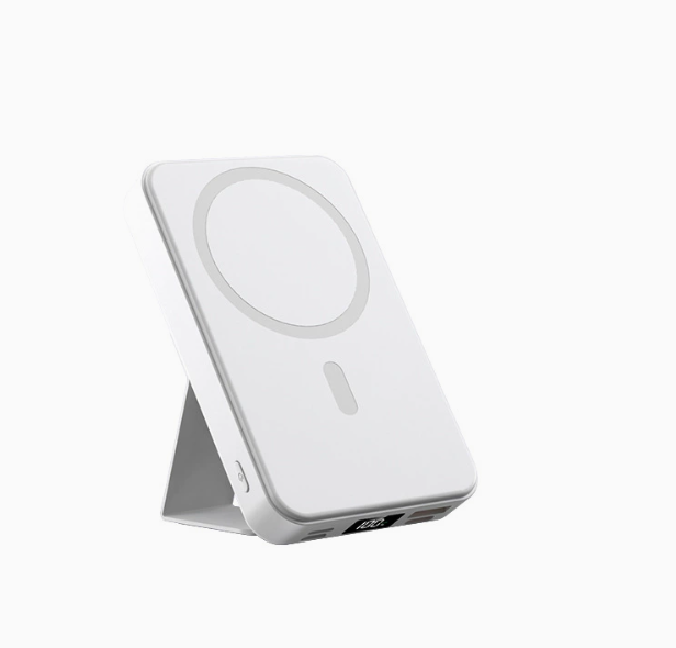 Magnetic Wireless Power Bank Clip-On