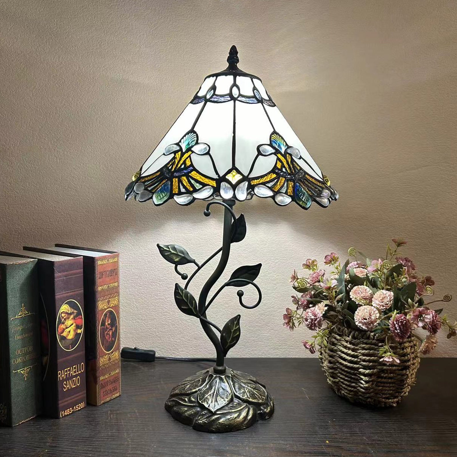 Tiffany-Style Glass Table Lamp