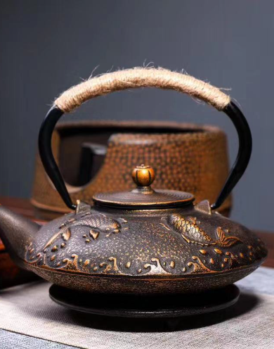 Japanese Craft Cast Iron Teapot with Infuser