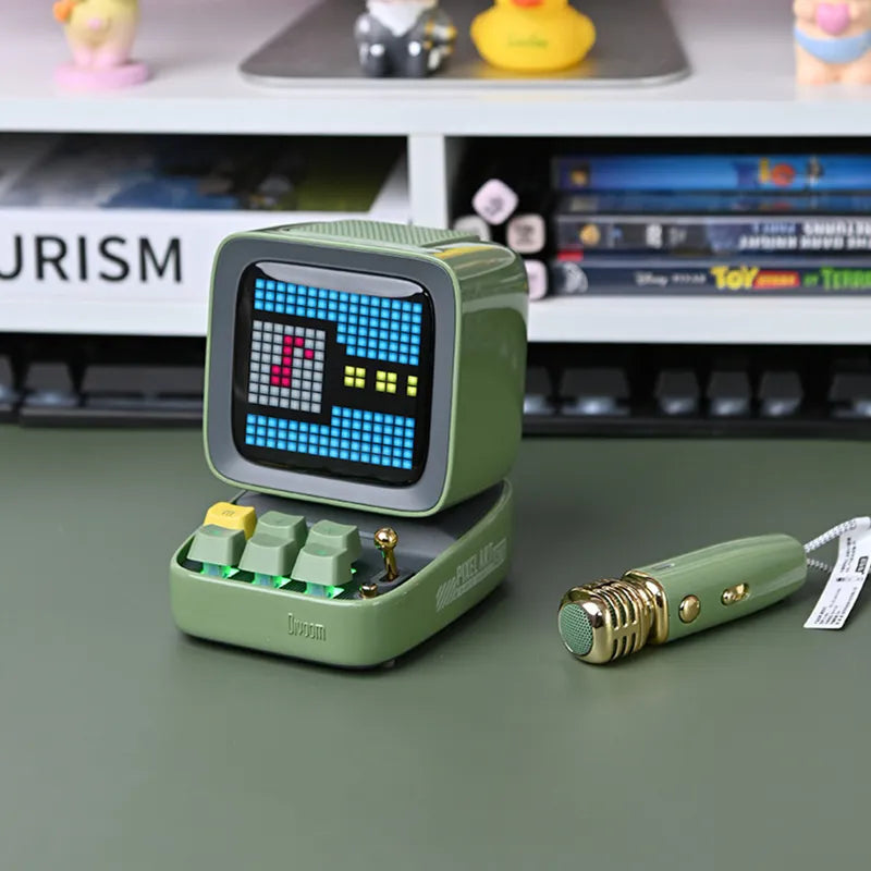 Vorvania Pixel Vintage Karaoke Microphone
