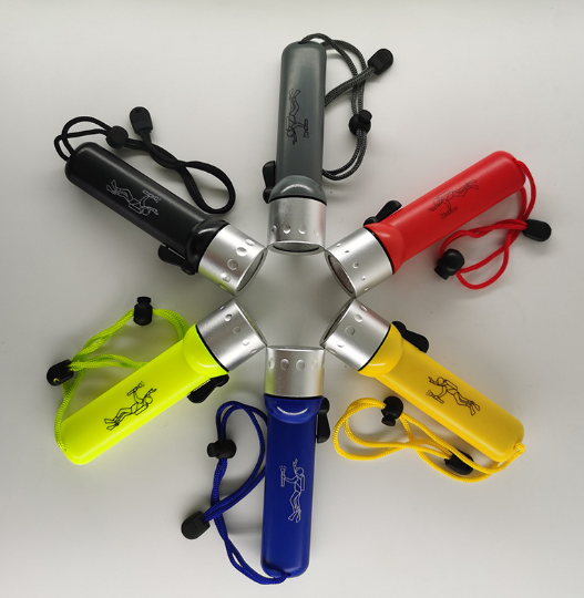 Professional LED Waterproof Diving Flashlight