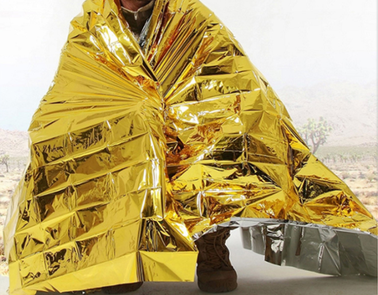 Emergency Survival Blanket for Outdoor Use