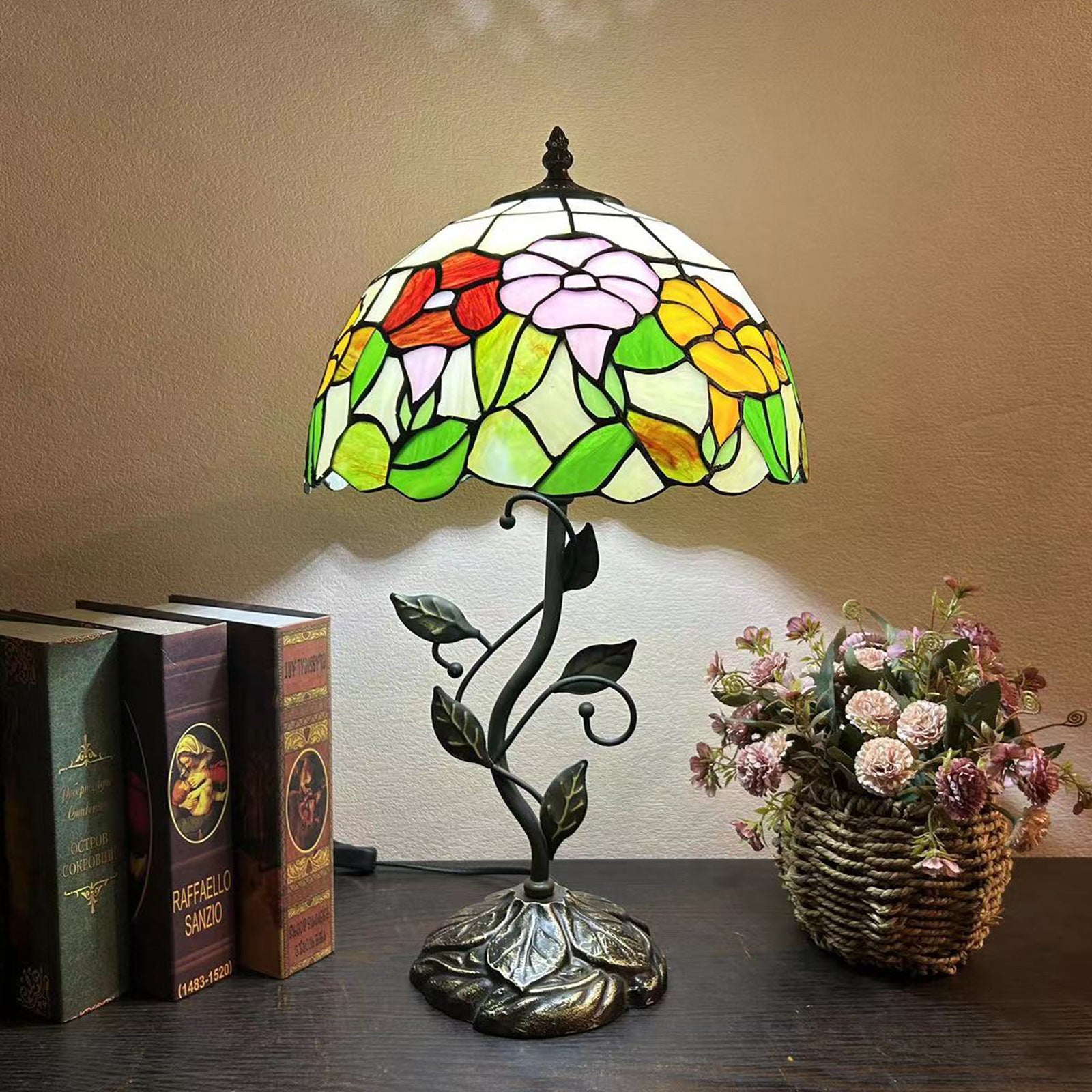 Tiffany-Style Glass Table Lamp
