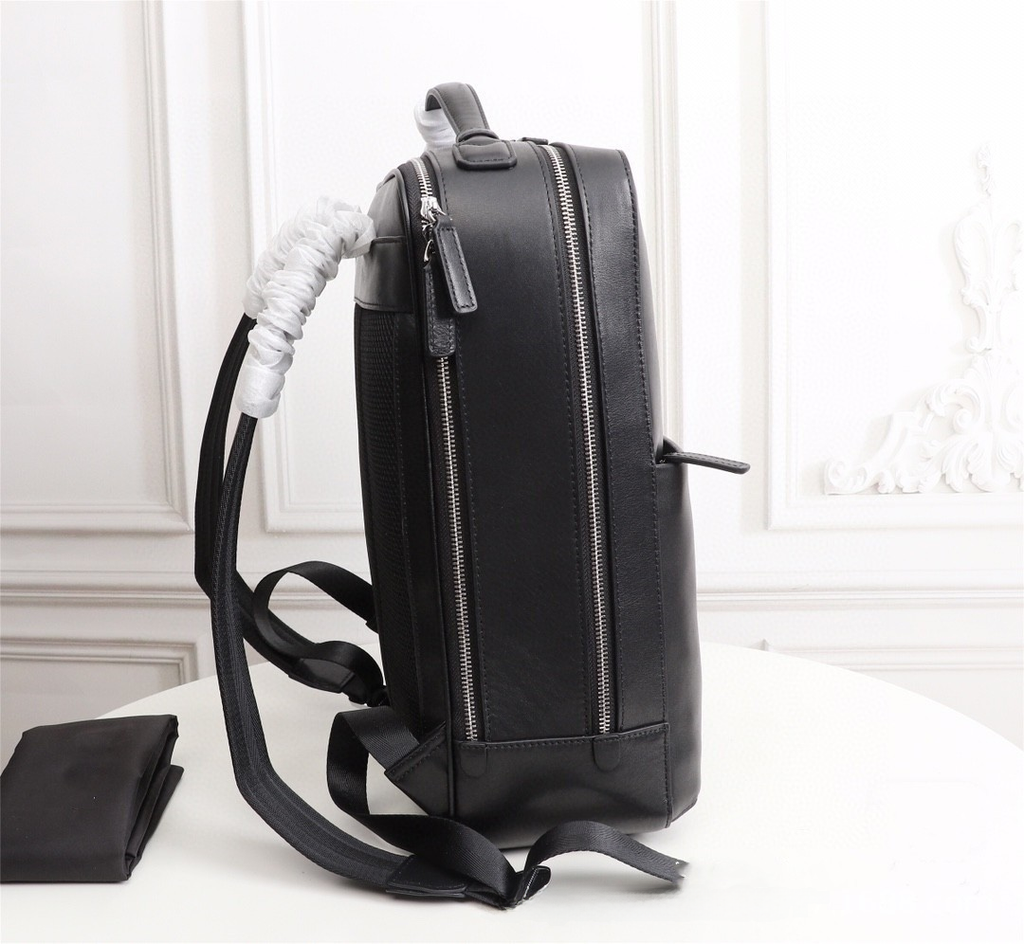 Men's Genuine Leather Waterproof Business Backpack