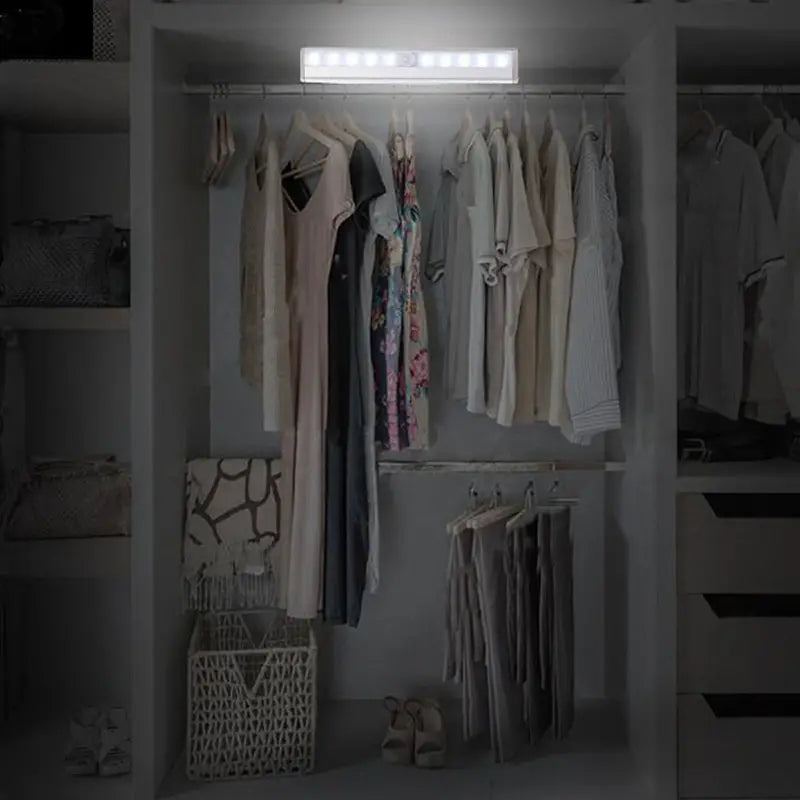 10 LED PIR Motion Sensor Stick-On Cabinet Light