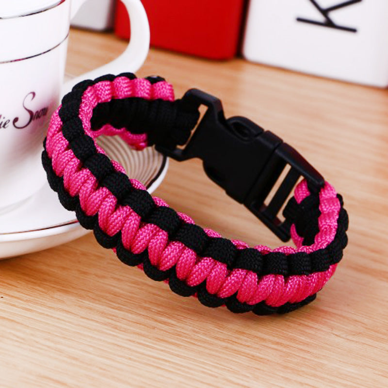 Outdoor Survival Paracord Bracelet for DIY Team Building
