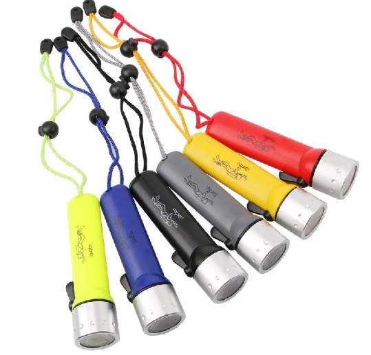 Professional LED Waterproof Diving Flashlight