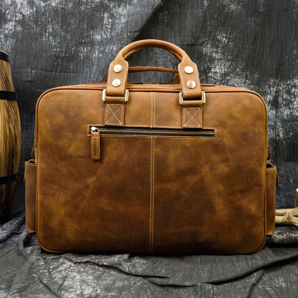 Retro Men's Leather Shoulder Briefcase